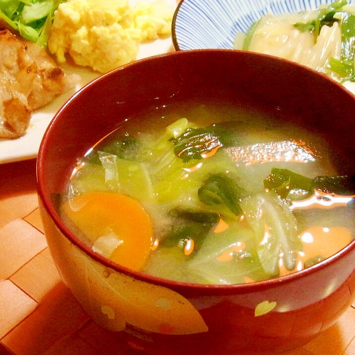 いろいろ野菜とわかめの具沢山お味噌汁 レシピ 作り方 By メリッコ 楽天レシピ いろいろ野菜とわかめの具沢山お味噌汁 レシピ 作り方 By メリッコ 楽天レシピ
